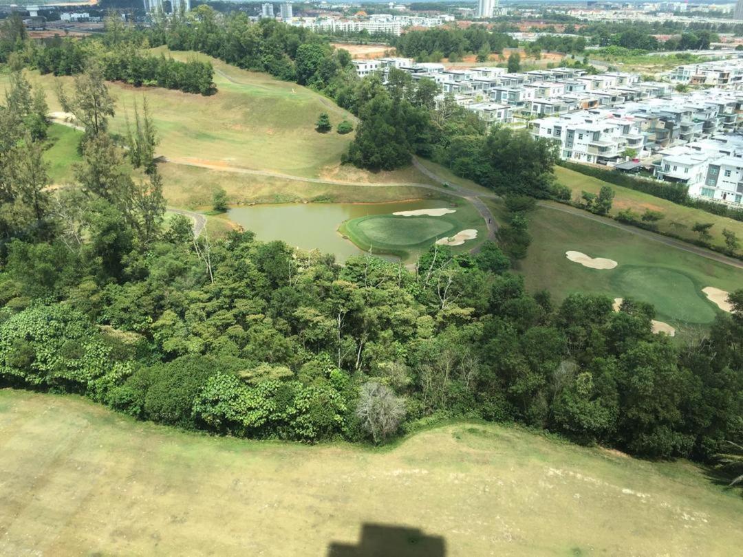 Arc Austin Hill Apartment Johor Bahru Buitenkant foto