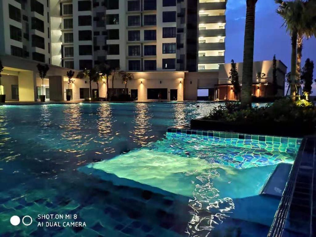 Arc Austin Hill Apartment Johor Bahru Buitenkant foto